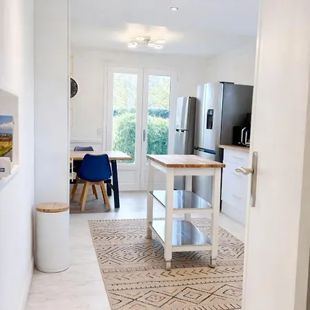 Villa Grande Maison 160 M2 6 A Caen