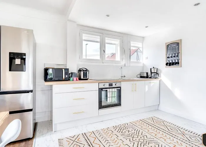 Grande Maison 160 M2 6 à * Caen